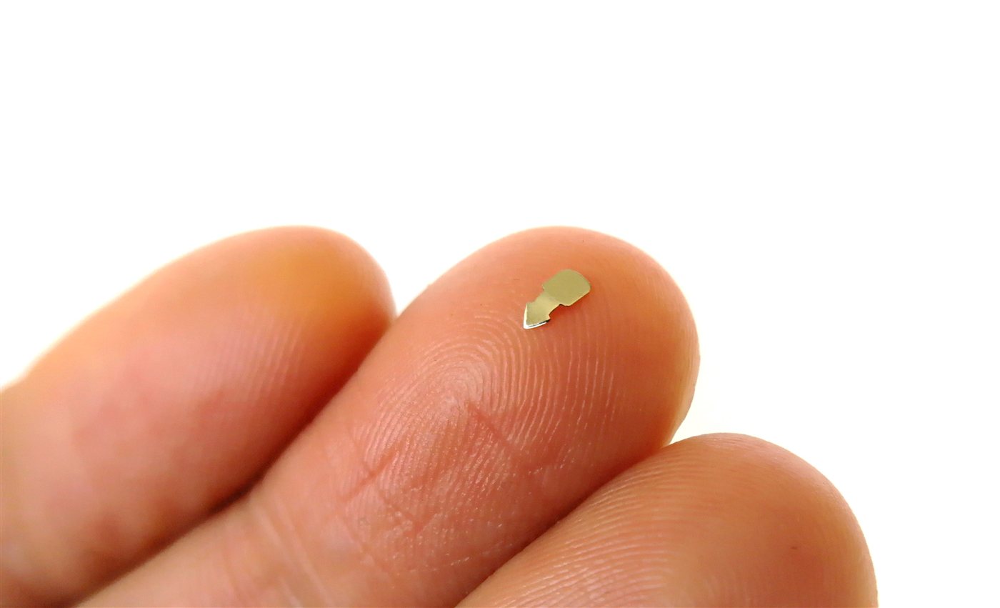 Comparison with traditional tube-based glaucoma solutions